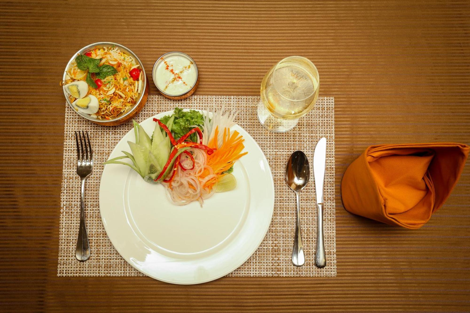 Yatri Suites And Spa Kathmandu Exterior photo