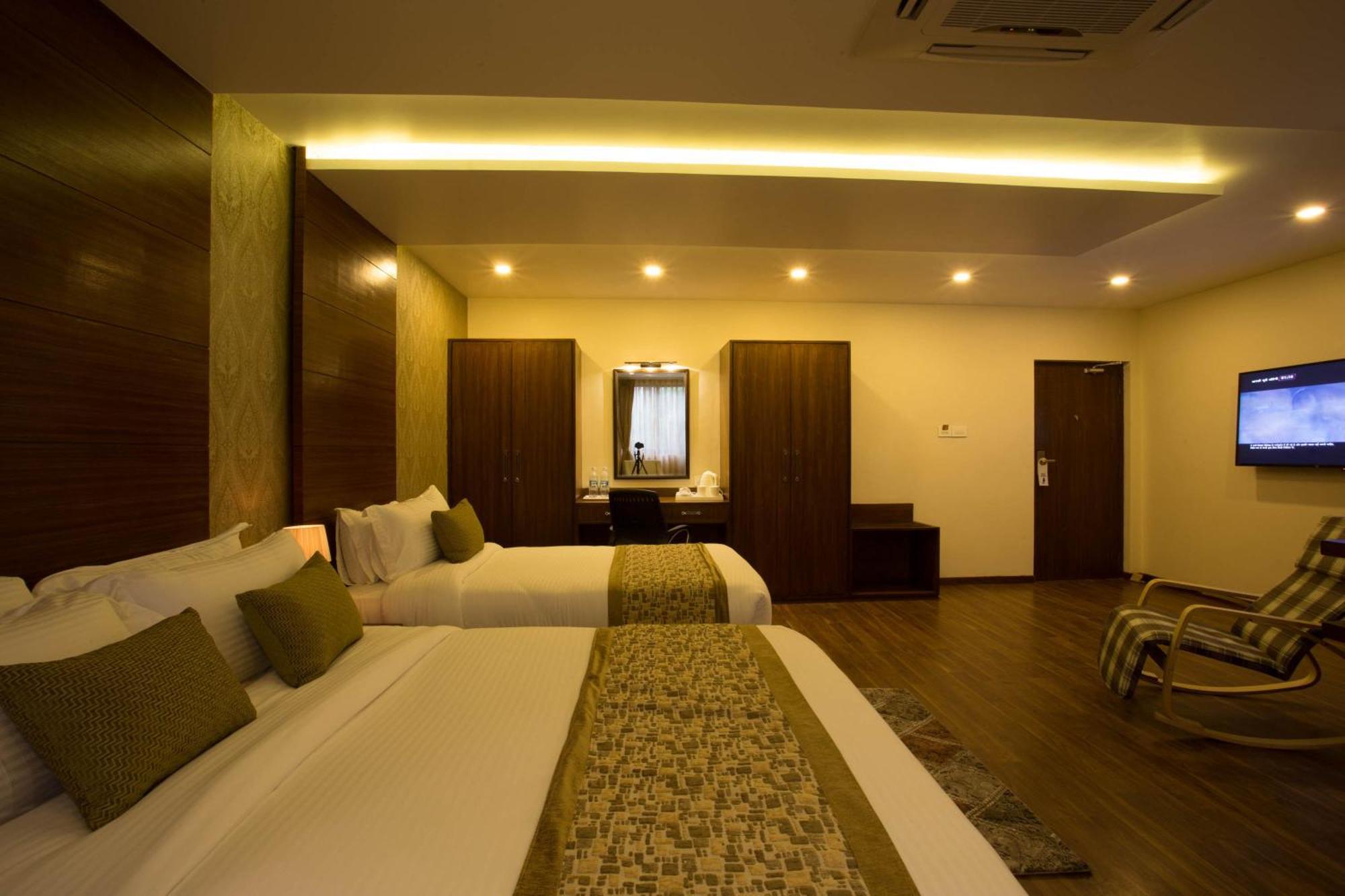 Yatri Suites And Spa Kathmandu Room photo
