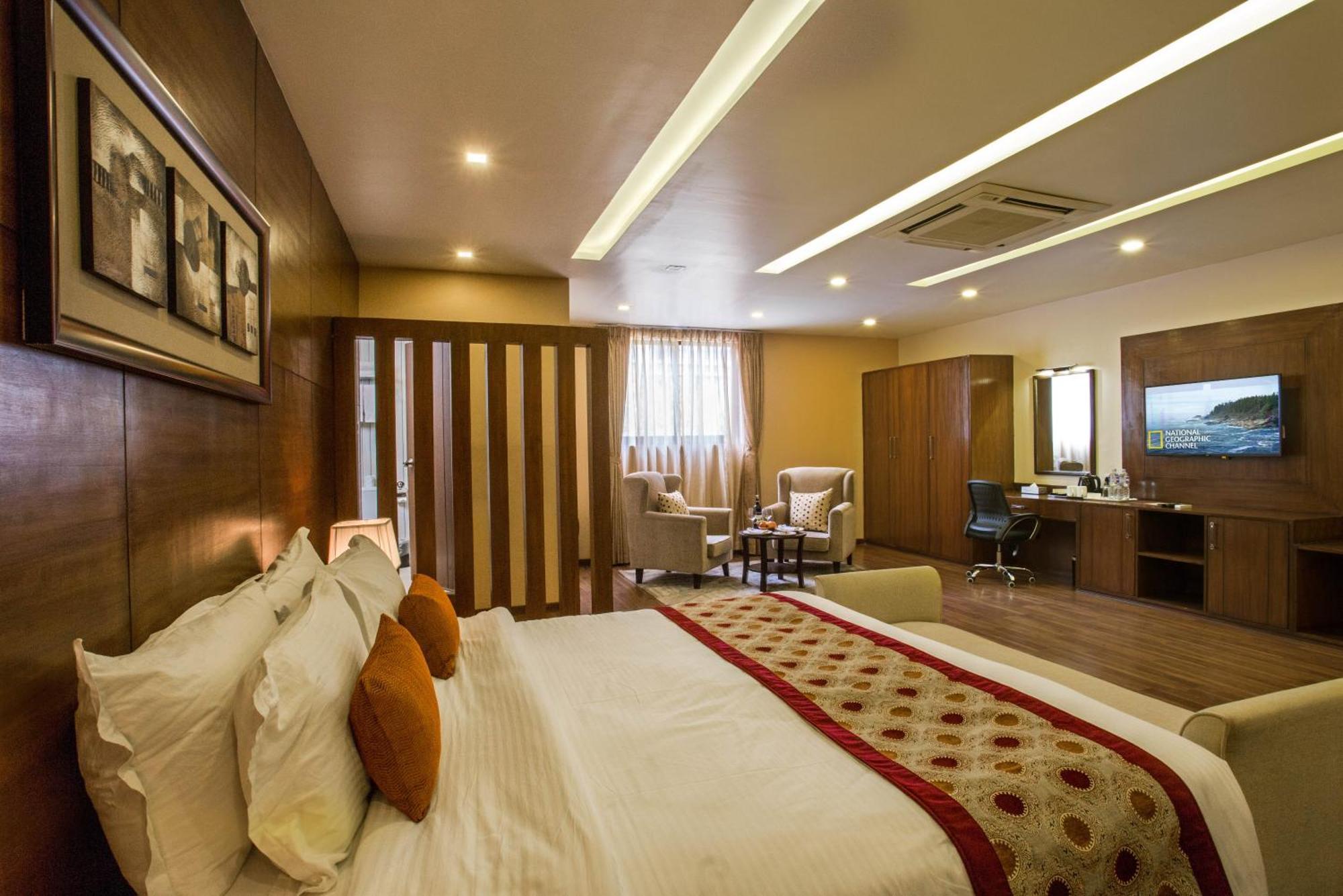 Yatri Suites And Spa Kathmandu Room photo